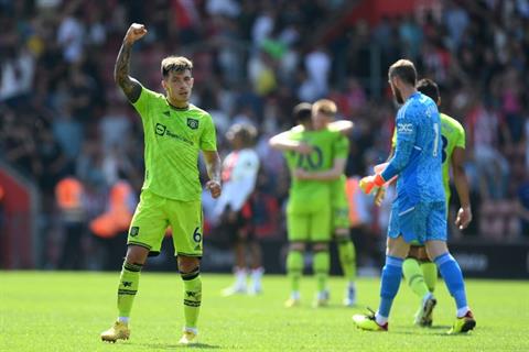 Thêm một màn trình diễn điểm 10 của Lisandro Martinez